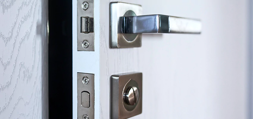 Door Lever Handle Lock Repair in Lynwood, CA