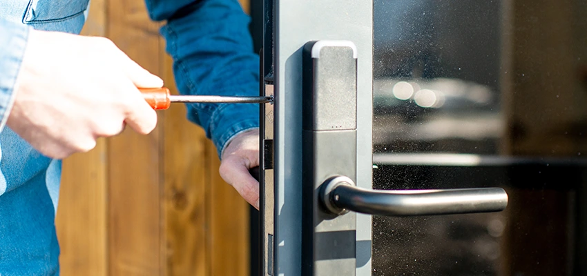 Aluminium Door Lock Replacement in Lynwood, California
