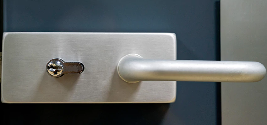 Change Patio Door Locks in Lynwood, California